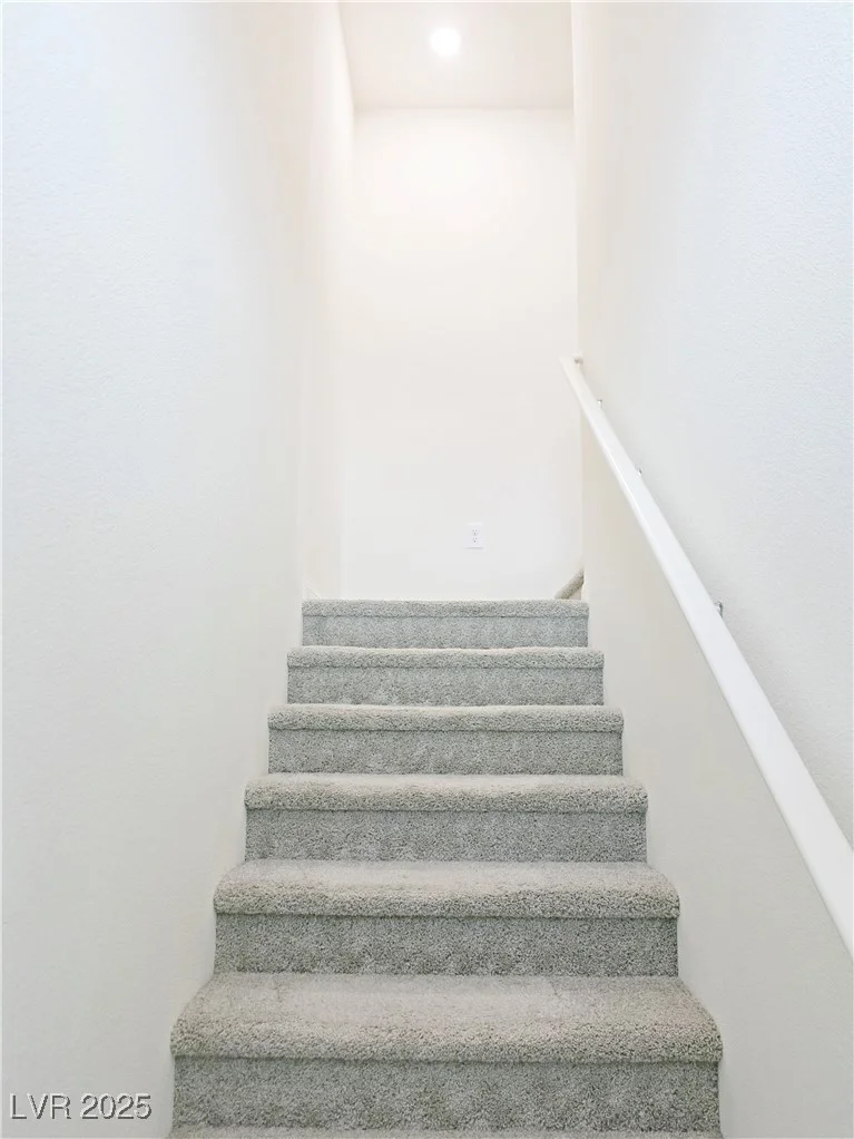7014 Calico Horizon, North Las Vegas, NV 89086