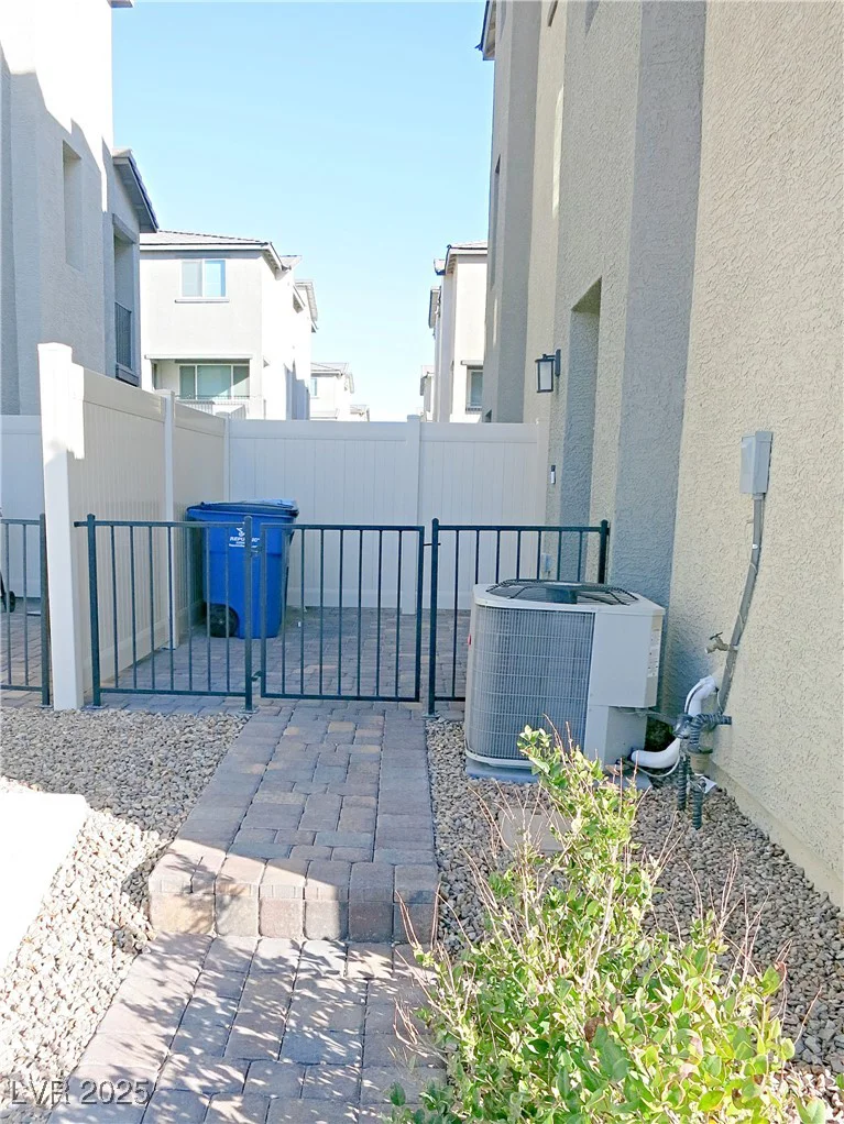 7014 Calico Horizon, North Las Vegas, NV 89086