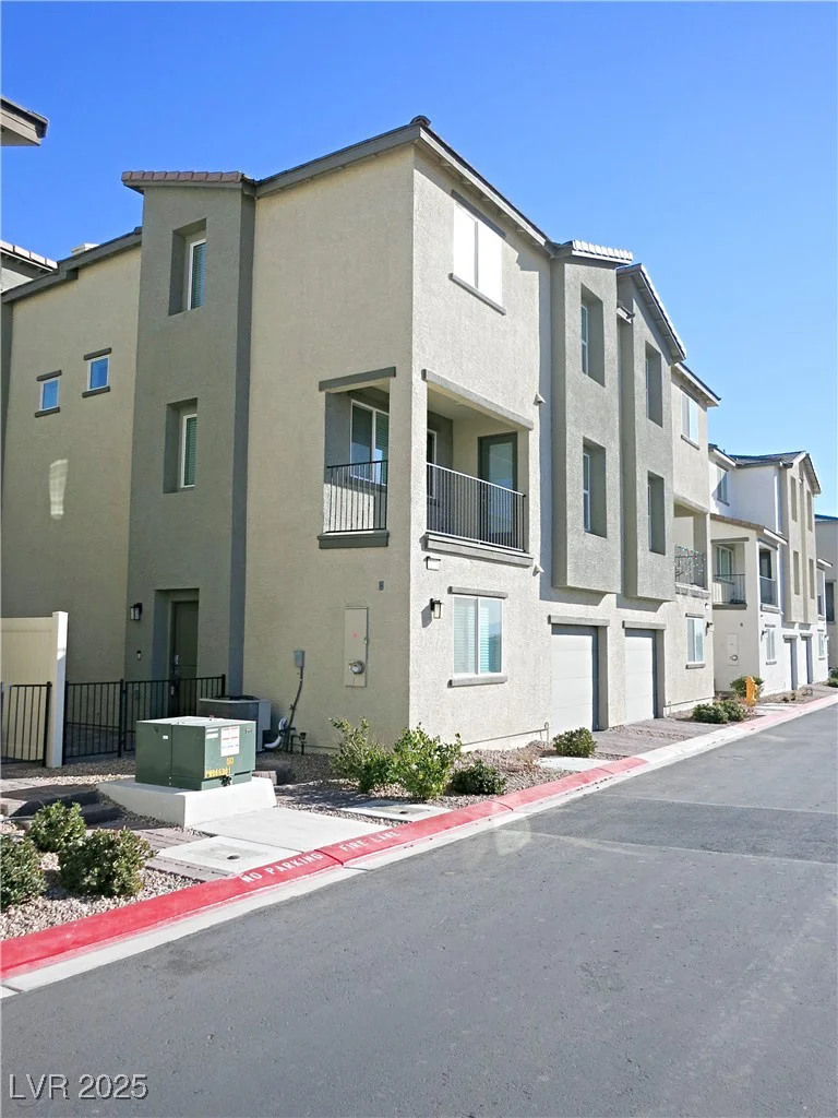7014 Calico Horizon, North Las Vegas, NV 89086