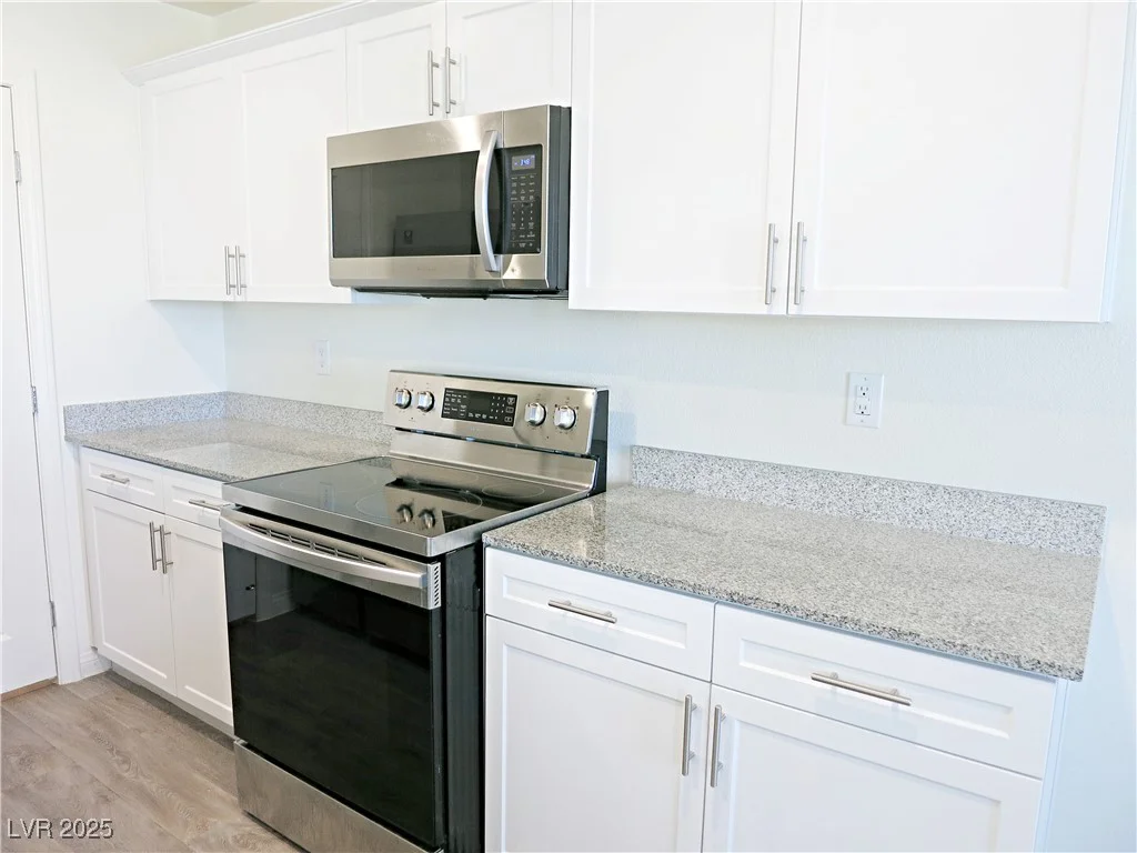 7014 Calico Horizon, North Las Vegas, NV 89086
