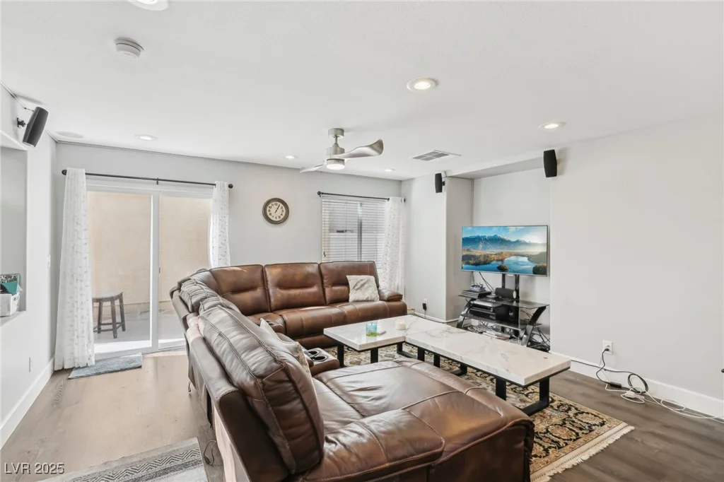 7194 Cestrum, Las Vegas, NV 89113