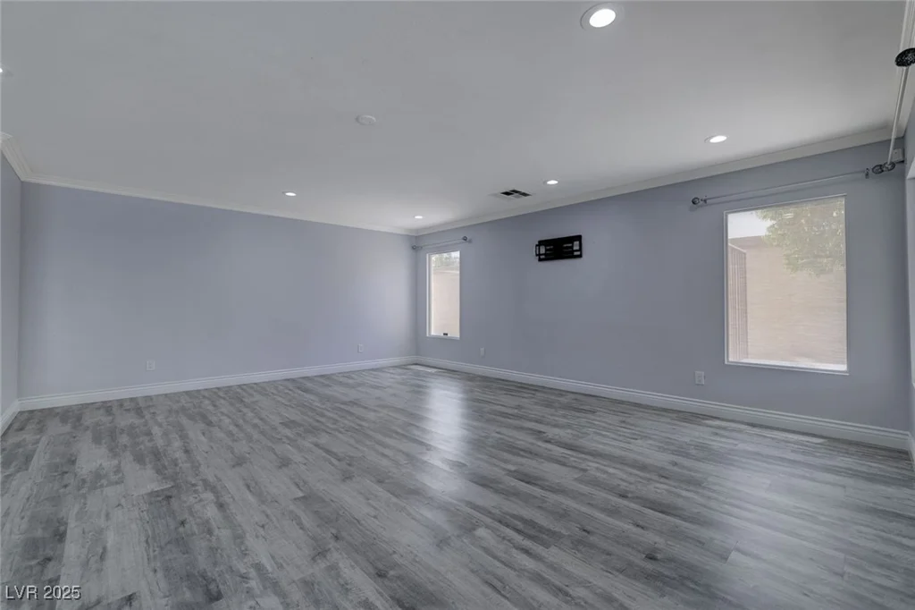 10701 Penfolds, Las Vegas, NV 89183