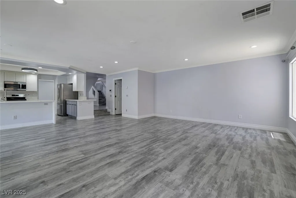 10701 Penfolds, Las Vegas, NV 89183