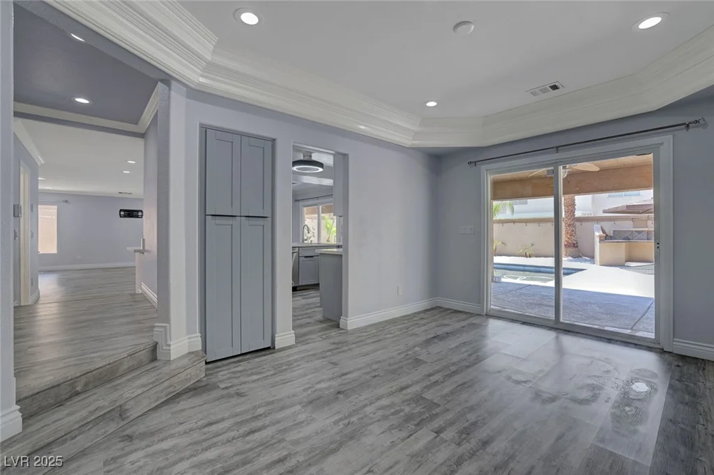 10701 Penfolds, Las Vegas, NV 89183