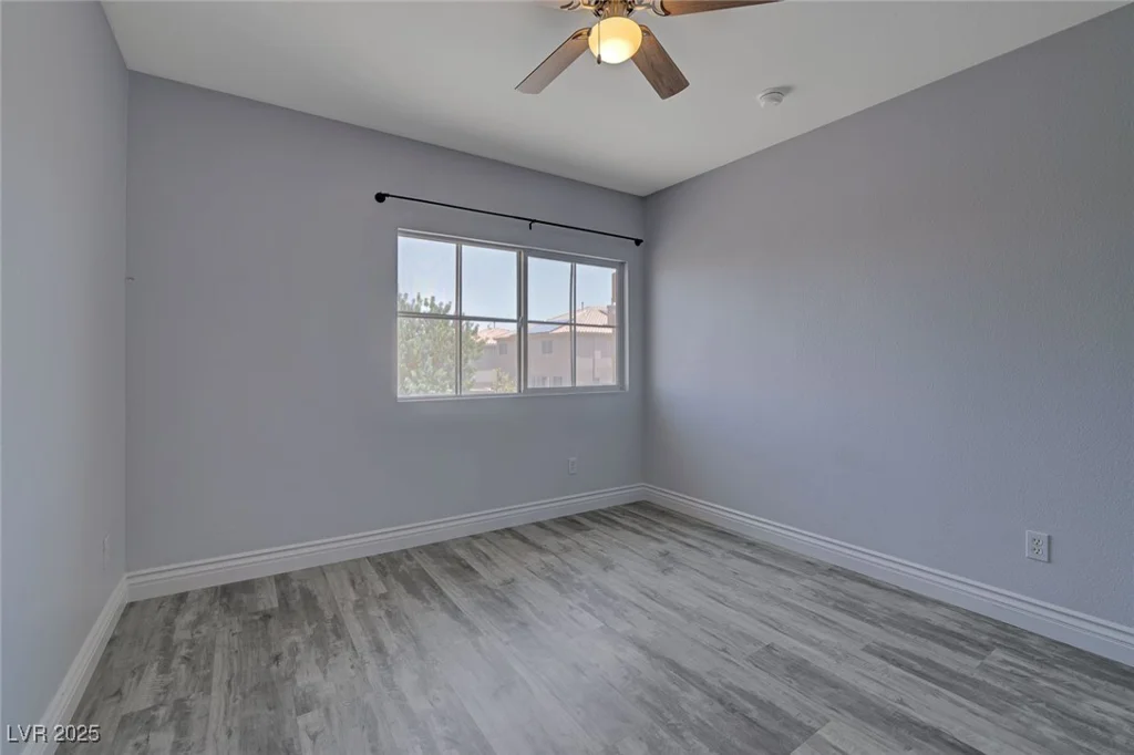 10701 Penfolds, Las Vegas, NV 89183