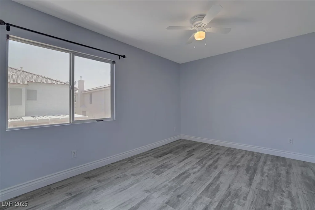 10701 Penfolds, Las Vegas, NV 89183