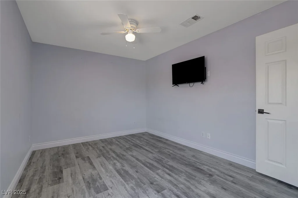 10701 Penfolds, Las Vegas, NV 89183