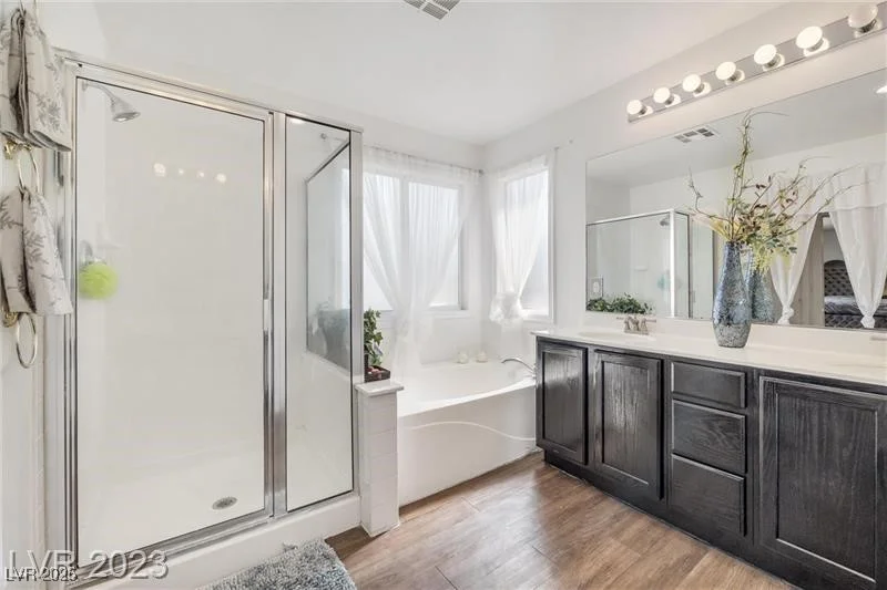 9893 Canyon Peak, Las Vegas, NV 89147