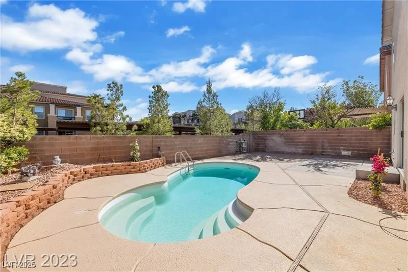 9893 Canyon Peak, Las Vegas, NV 89147