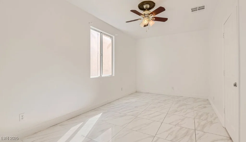 9893 Canyon Peak, Las Vegas, NV 89147