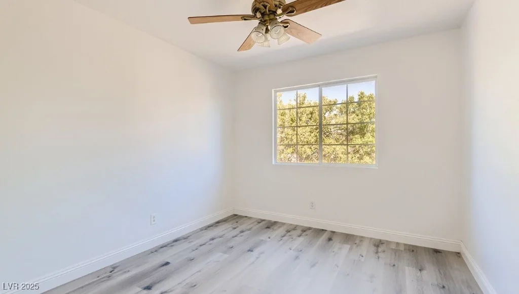9893 Canyon Peak, Las Vegas, NV 89147