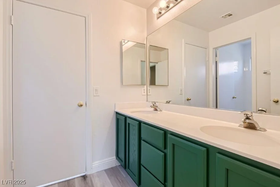 9893 Canyon Peak, Las Vegas, NV 89147