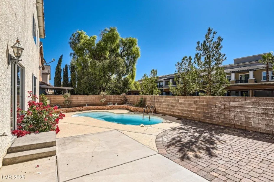 9893 Canyon Peak, Las Vegas, NV 89147