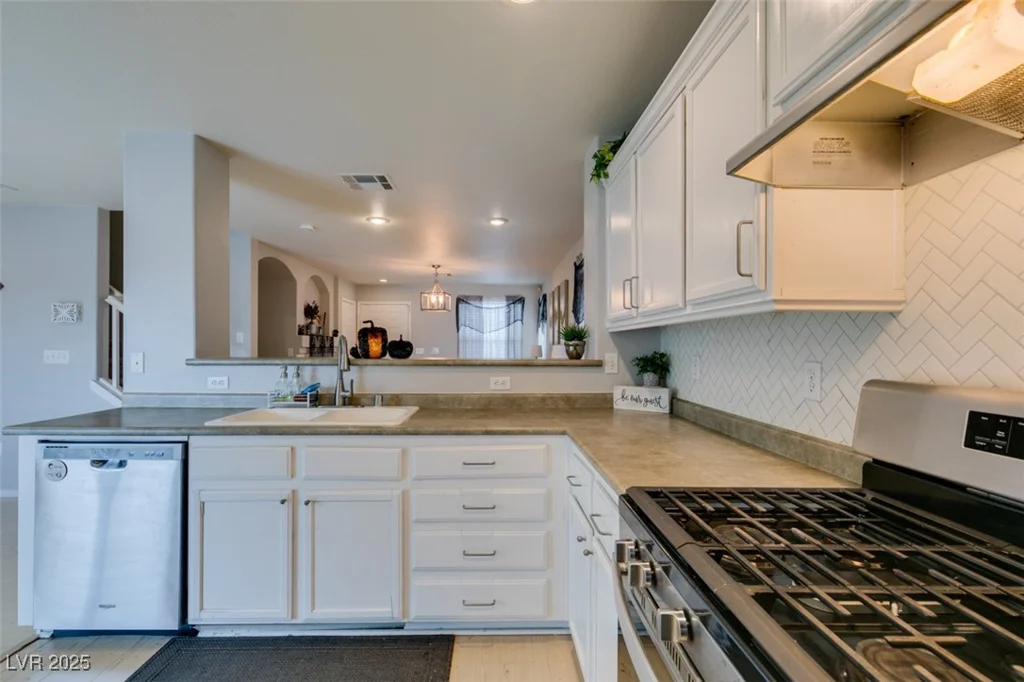 9100 Spoonbill Ridge, Las Vegas, NV 89143