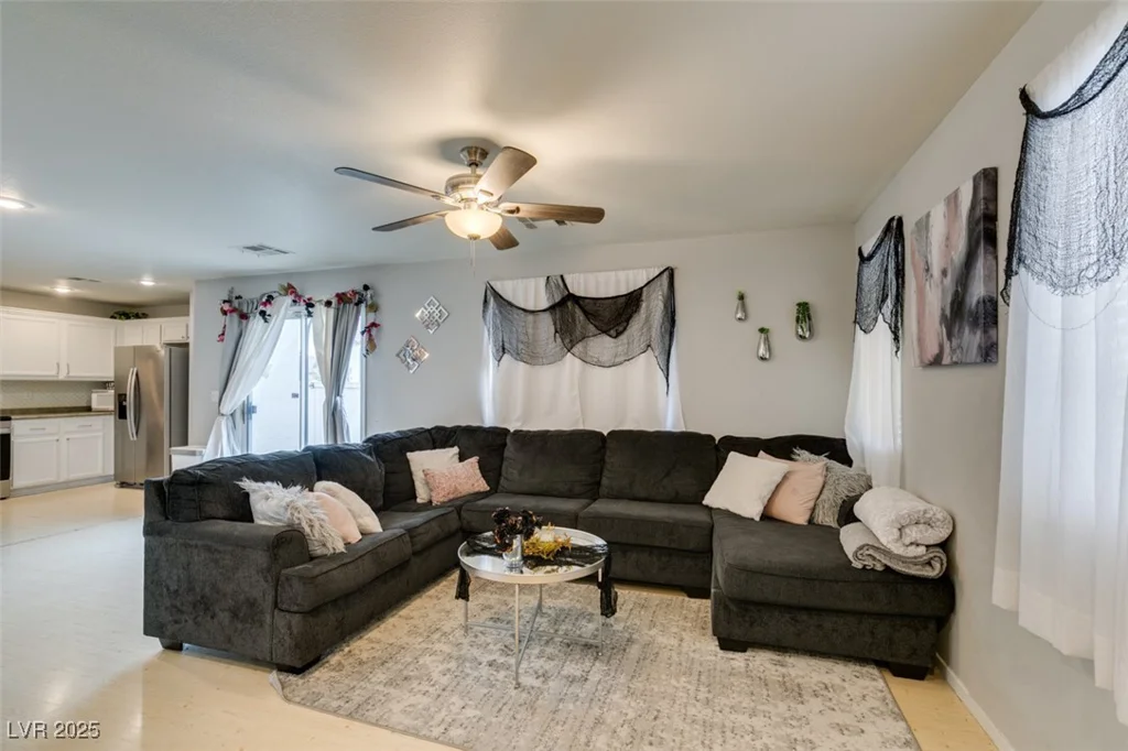 9100 Spoonbill Ridge, Las Vegas, NV 89143