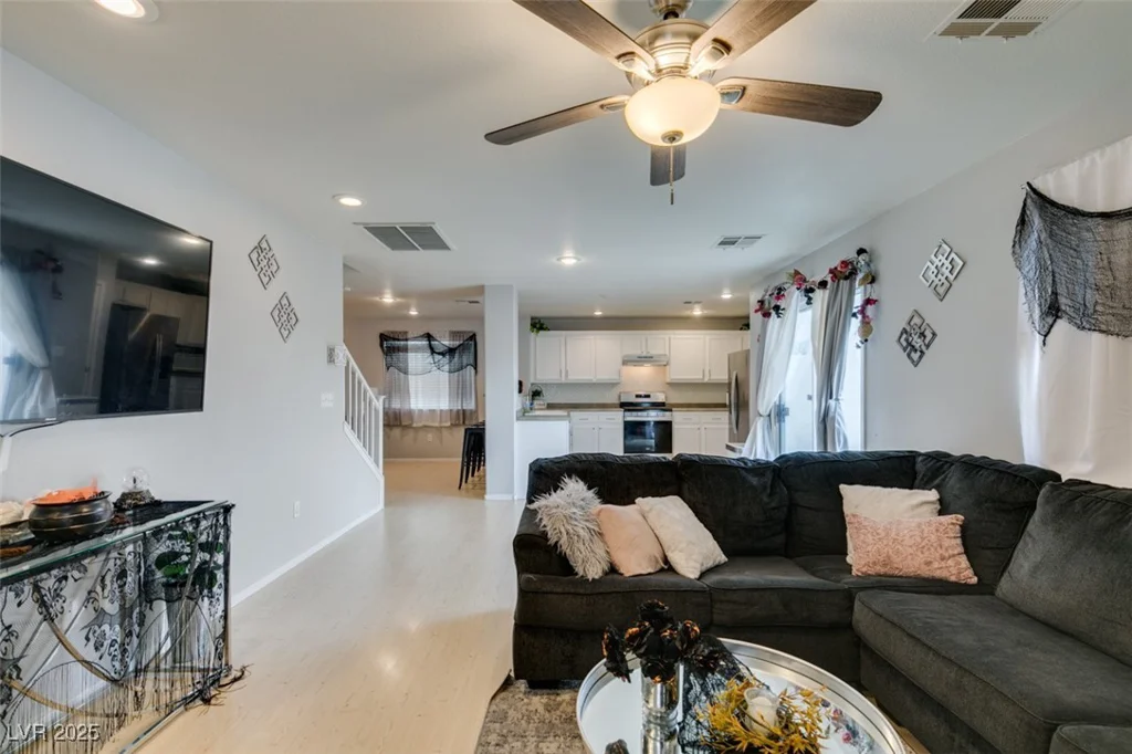 9100 Spoonbill Ridge, Las Vegas, NV 89143