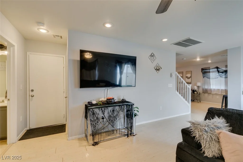 9100 Spoonbill Ridge, Las Vegas, NV 89143