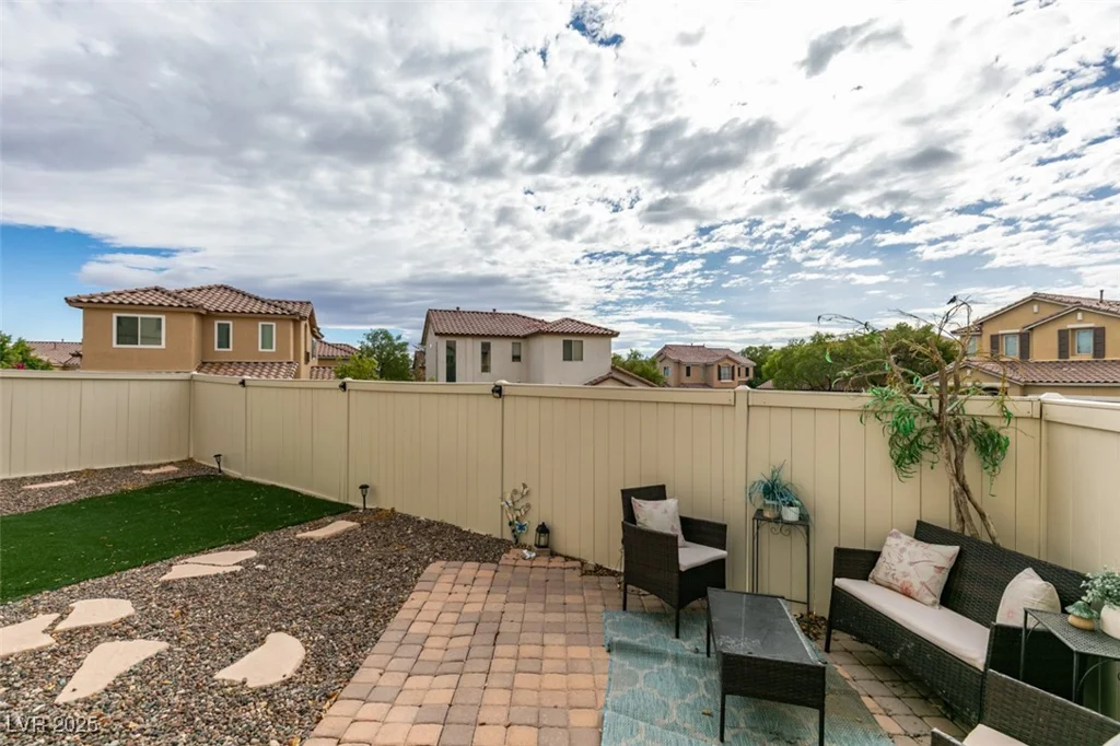 9100 Spoonbill Ridge, Las Vegas, NV 89143