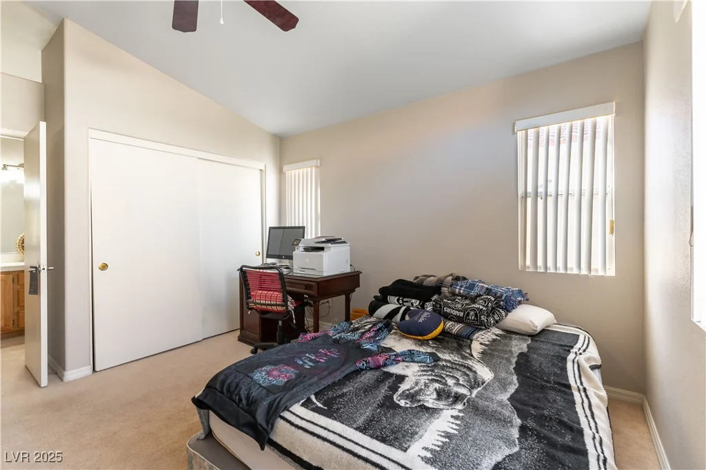 7258 Rock Castle, Las Vegas, NV 89130