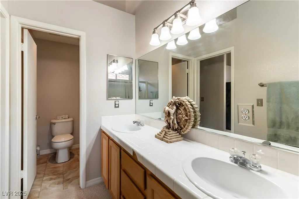 7258 Rock Castle, Las Vegas, NV 89130