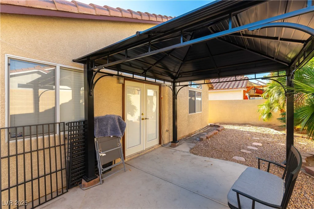 7258 Rock Castle, Las Vegas, NV 89130