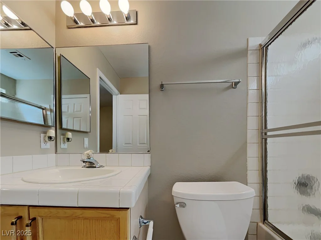 3002 Gilmore, North Las Vegas, NV 89032
