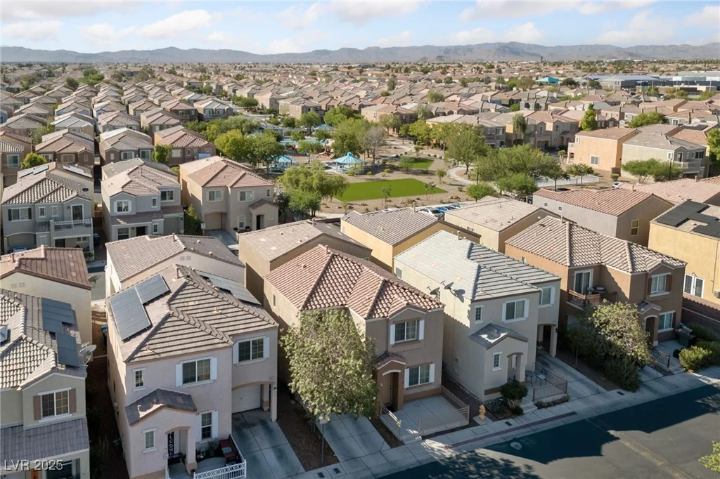 6233 Chert, Las Vegas, NV 89139
