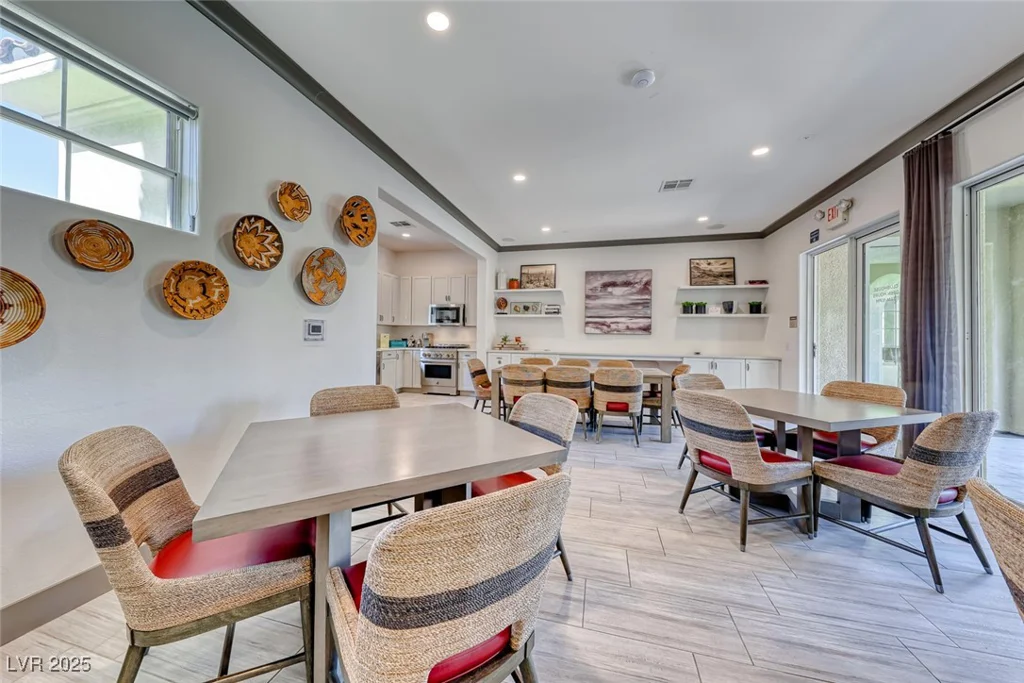 2555 Hampton, Henderson, NV 89052