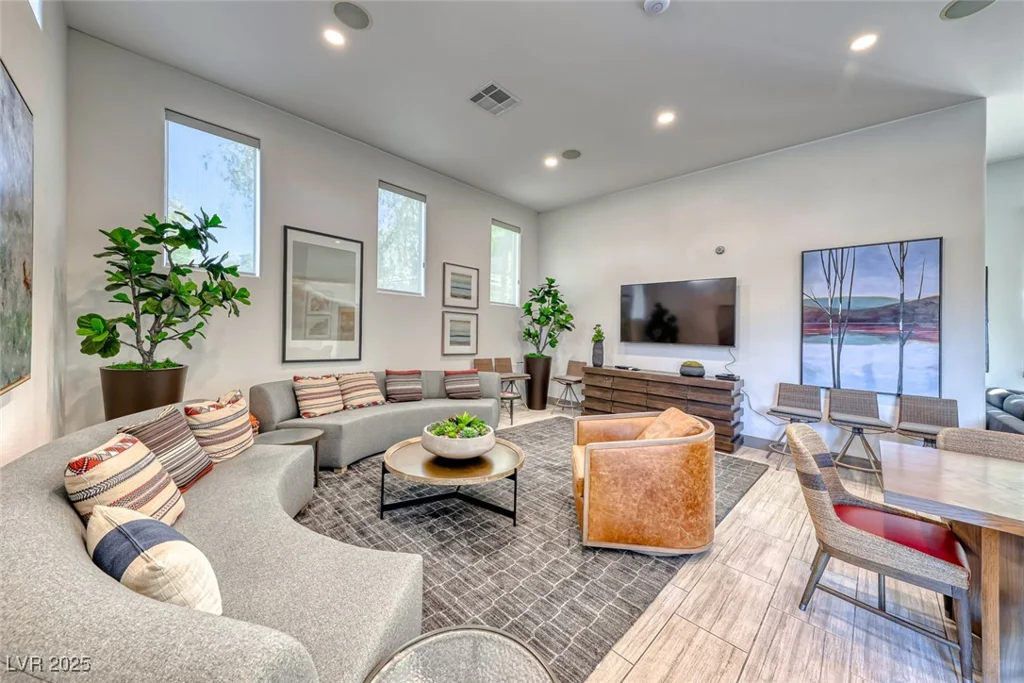 2555 Hampton, Henderson, NV 89052