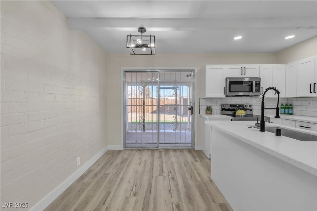 312 Princeton, Las Vegas, NV 89107