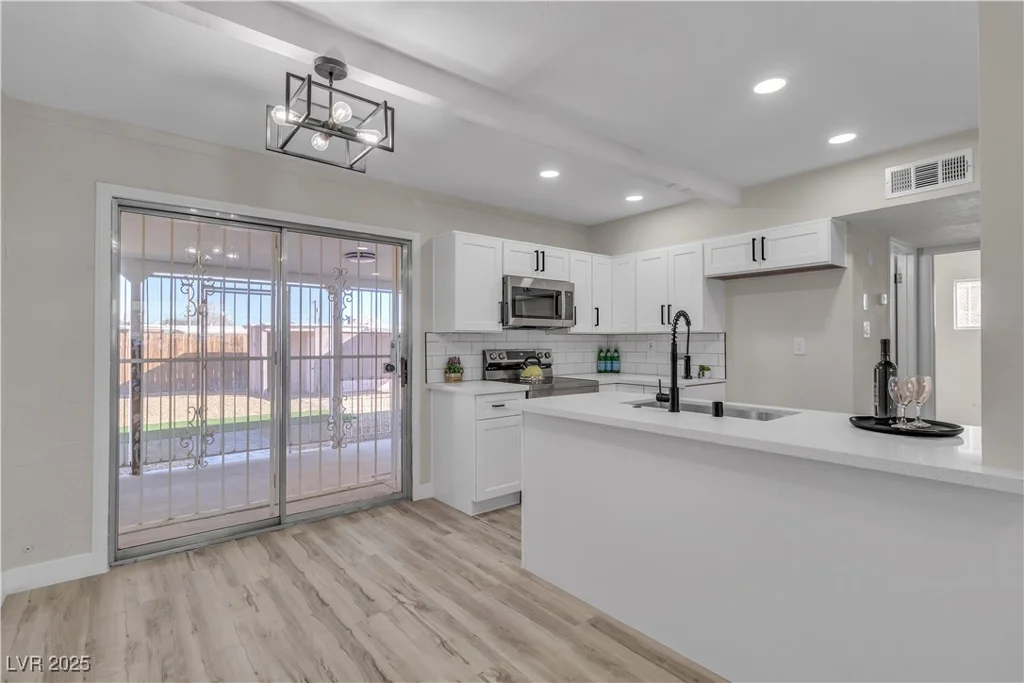 312 Princeton, Las Vegas, NV 89107