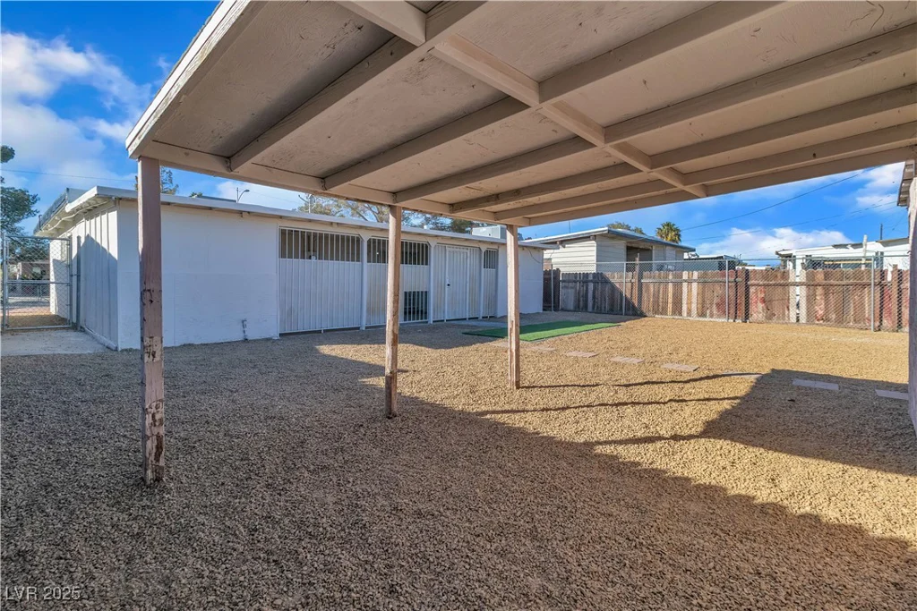 312 Princeton, Las Vegas, NV 89107