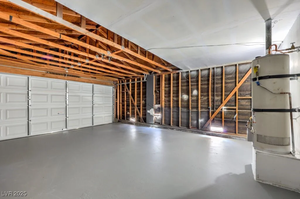 4111 Saint Louis, Las Vegas, NV 89104