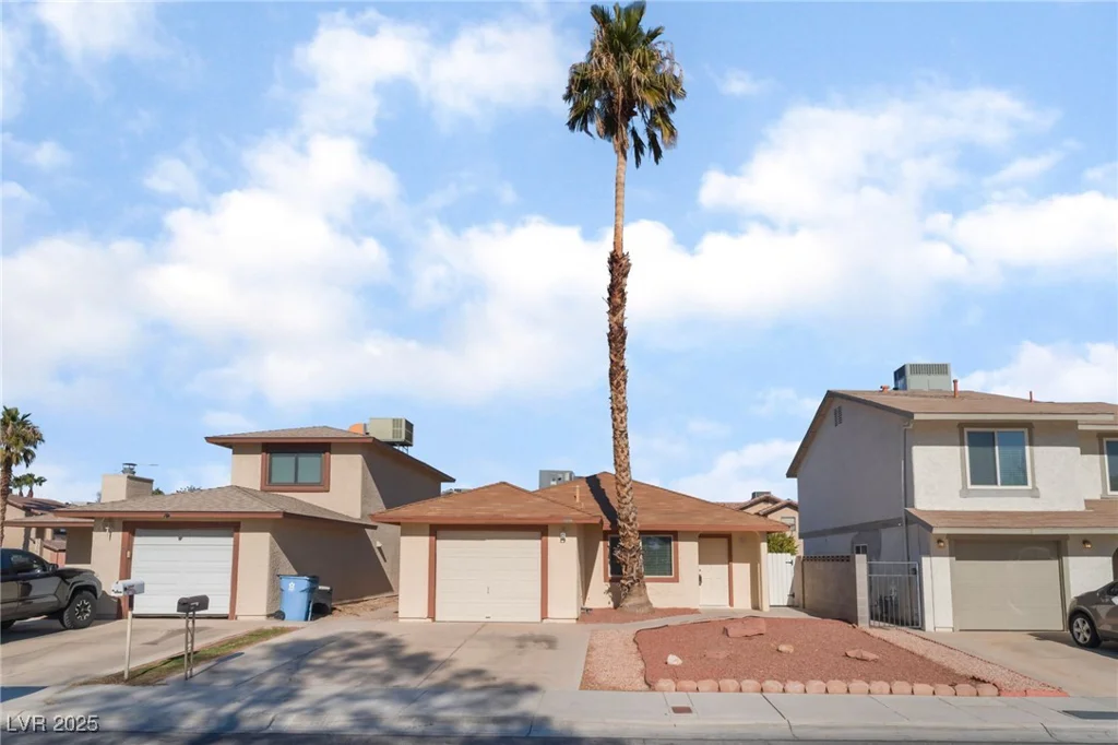 6552 Figtree, Las Vegas, NV 89108