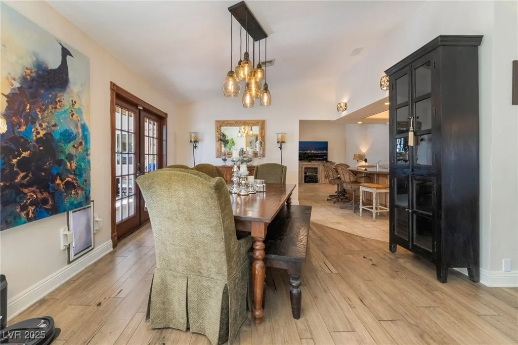 6377 Concho, Las Vegas, NV 89146