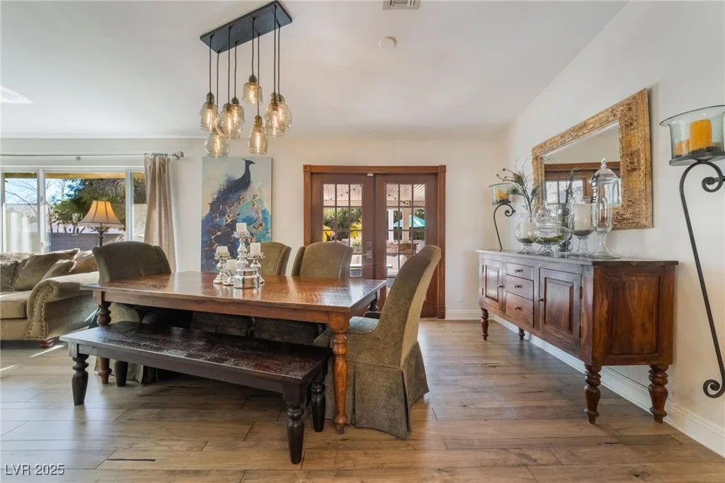 6377 Concho, Las Vegas, NV 89146