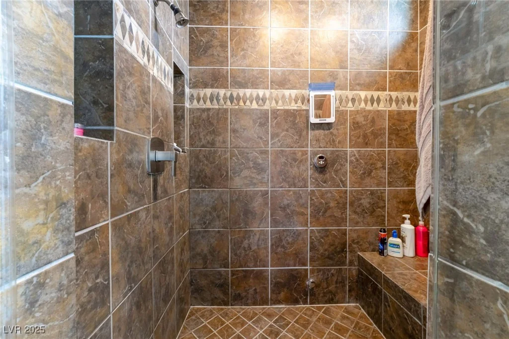 6377 Concho, Las Vegas, NV 89146