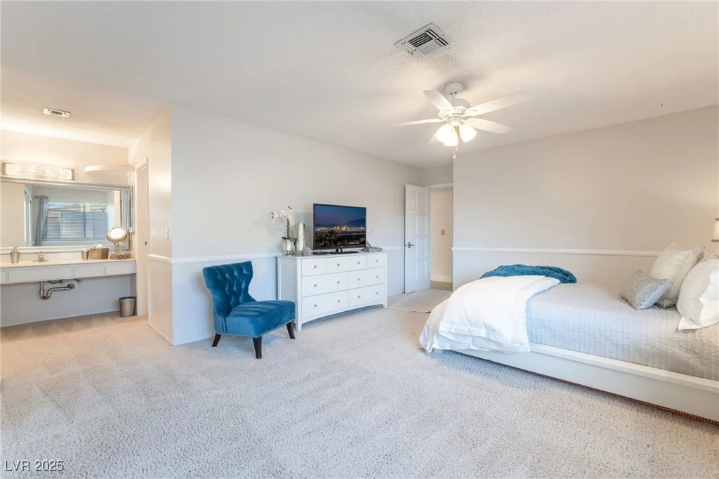 6377 Concho, Las Vegas, NV 89146
