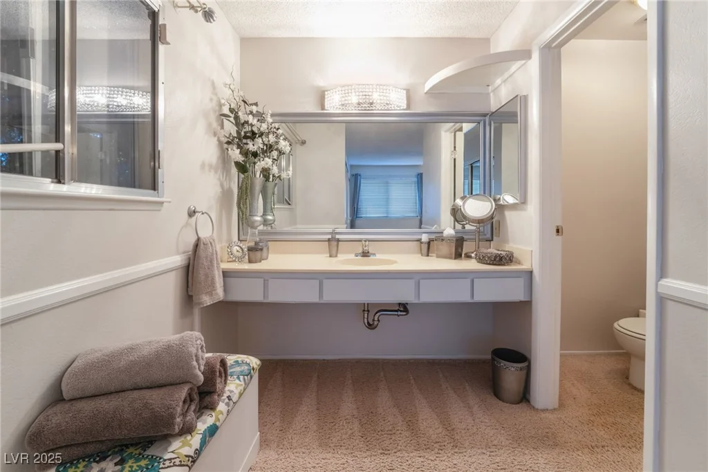 6377 Concho, Las Vegas, NV 89146