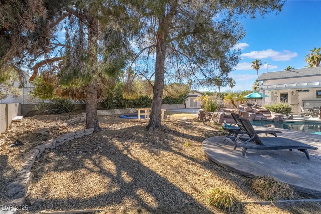 6377 Concho, Las Vegas, NV 89146