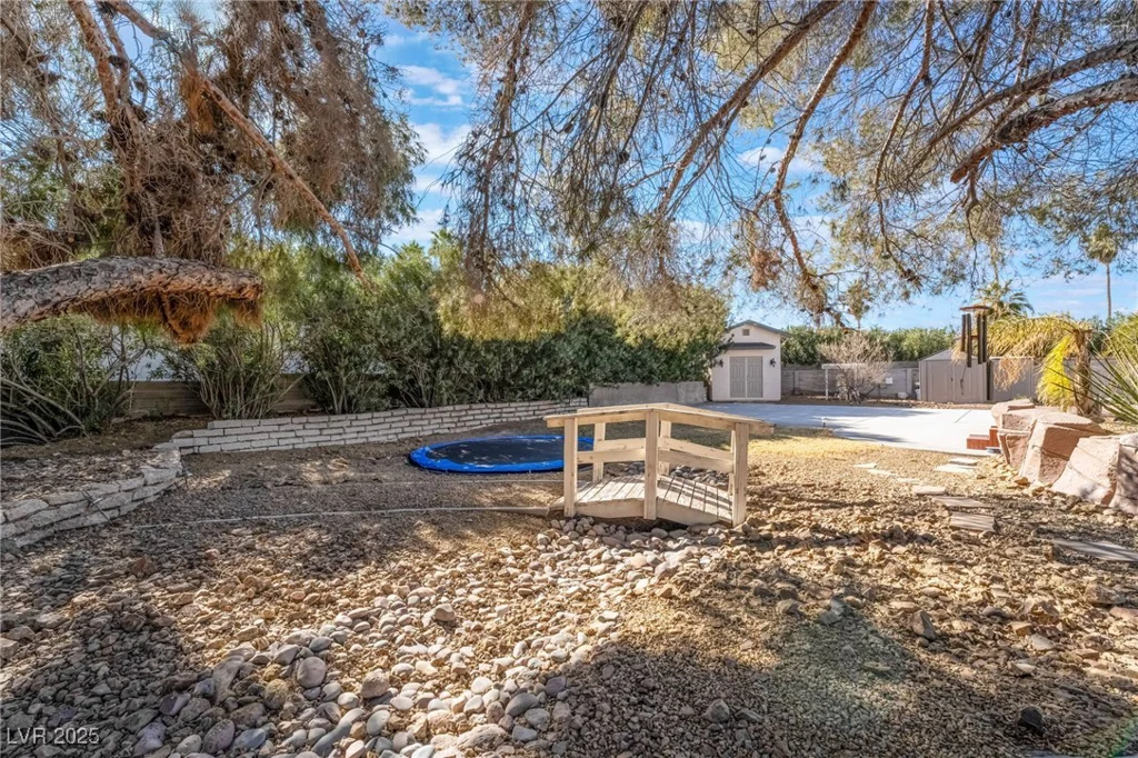 6377 Concho, Las Vegas, NV 89146
