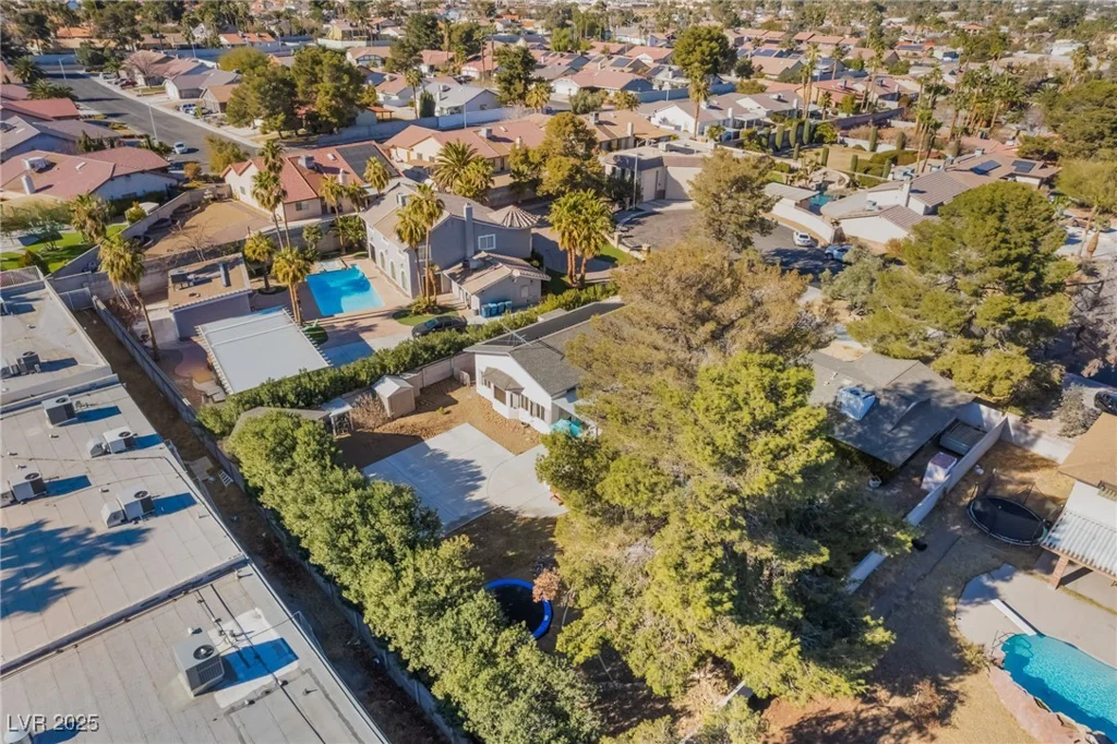 6377 Concho, Las Vegas, NV 89146