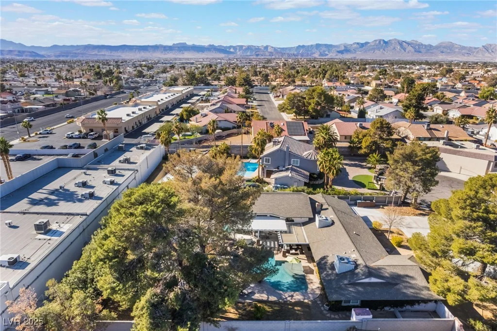 6377 Concho, Las Vegas, NV 89146