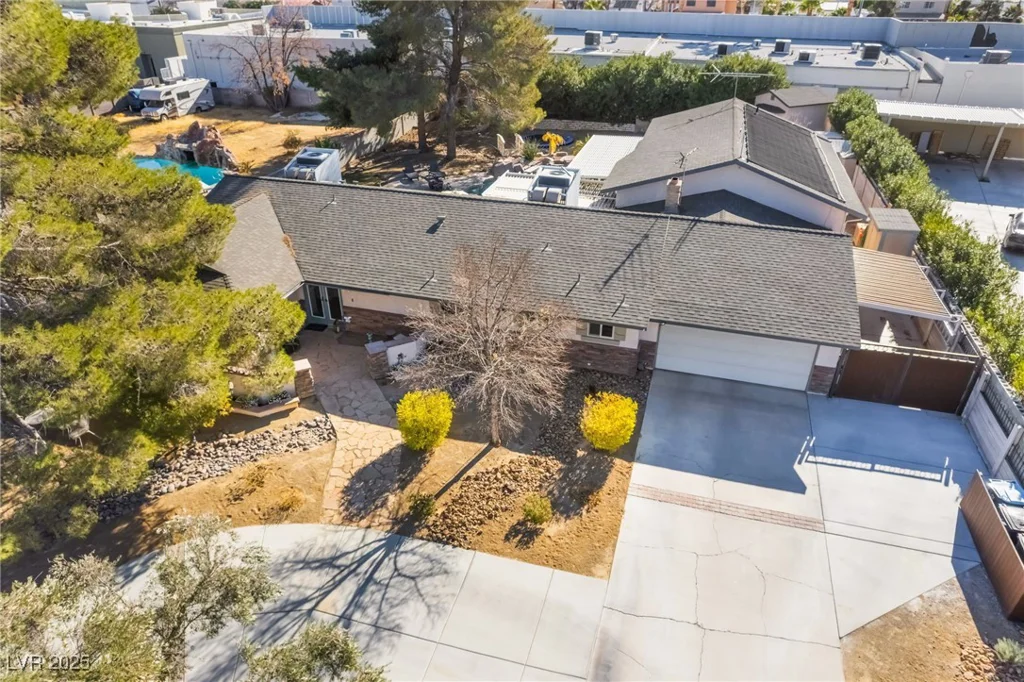 6377 Concho, Las Vegas, NV 89146