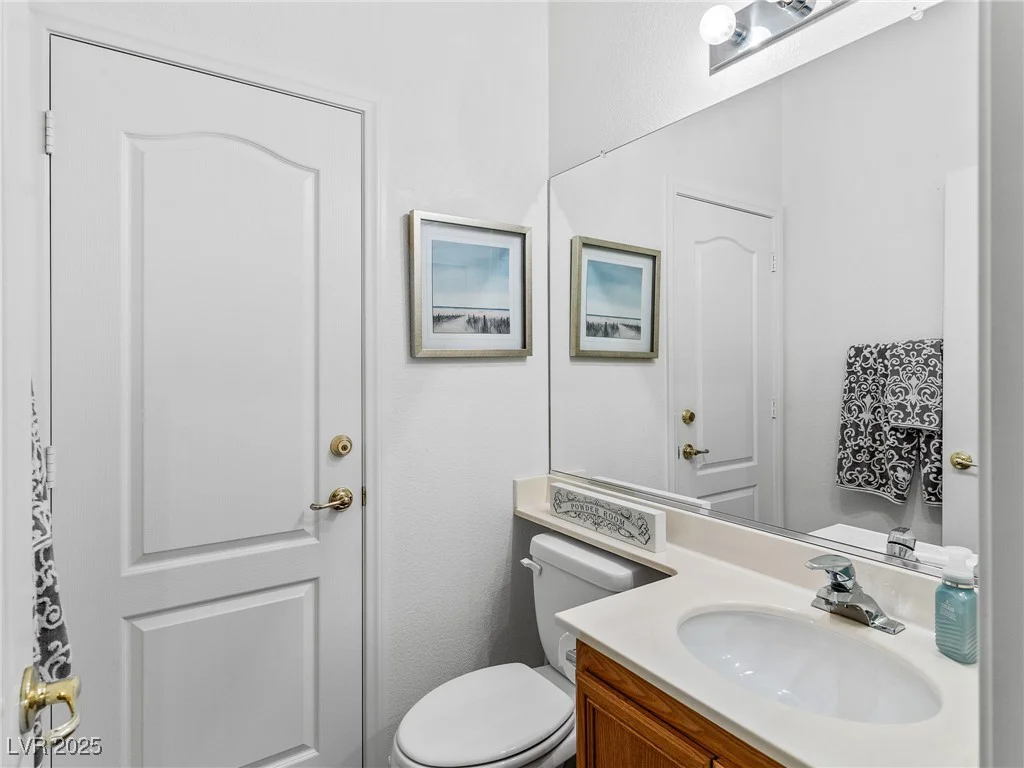 8065 Lapis Harbor, Las Vegas, NV 89117