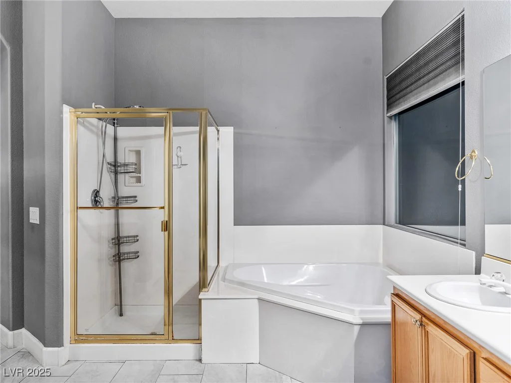 8065 Lapis Harbor, Las Vegas, NV 89117