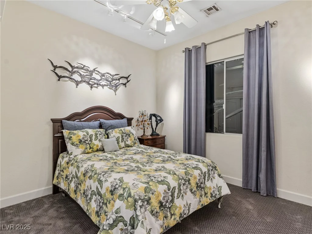 8065 Lapis Harbor, Las Vegas, NV 89117