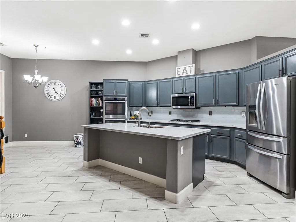 8065 Lapis Harbor, Las Vegas, NV 89117