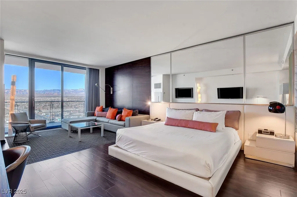 4381 Flamingo, Las Vegas, NV 89103