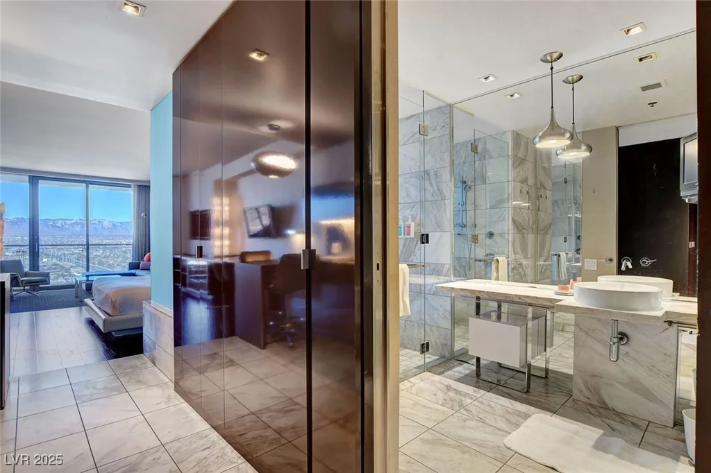 4381 Flamingo, Las Vegas, NV 89103